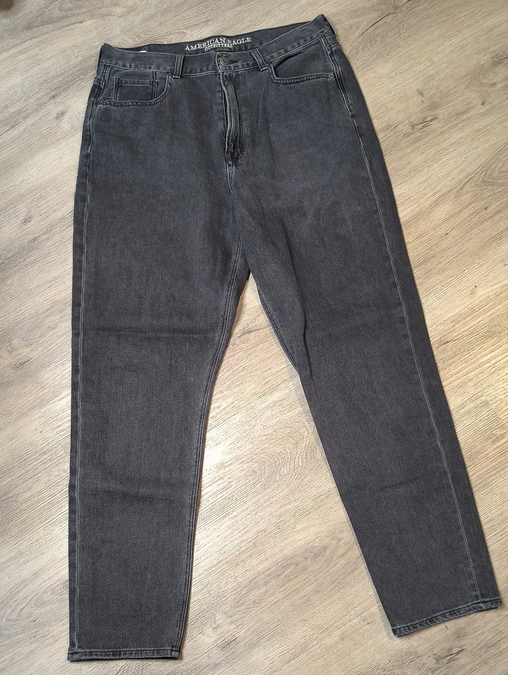 S1207 Mom Jeans Black Wash w/29.5" Inseam👖American Eagle Women's Size 12